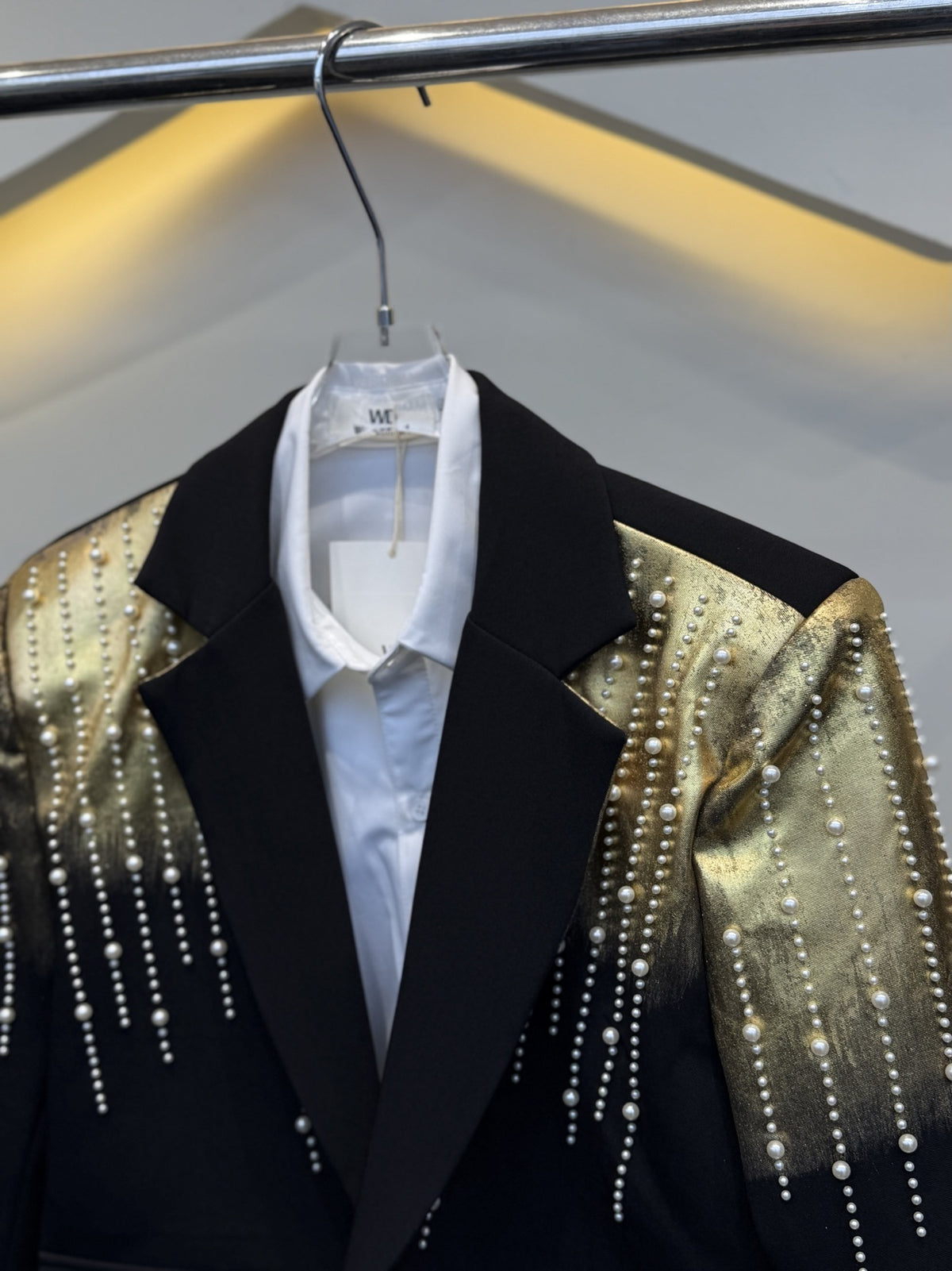 Gradient Pearl Beads Cropped Jacket WN28122