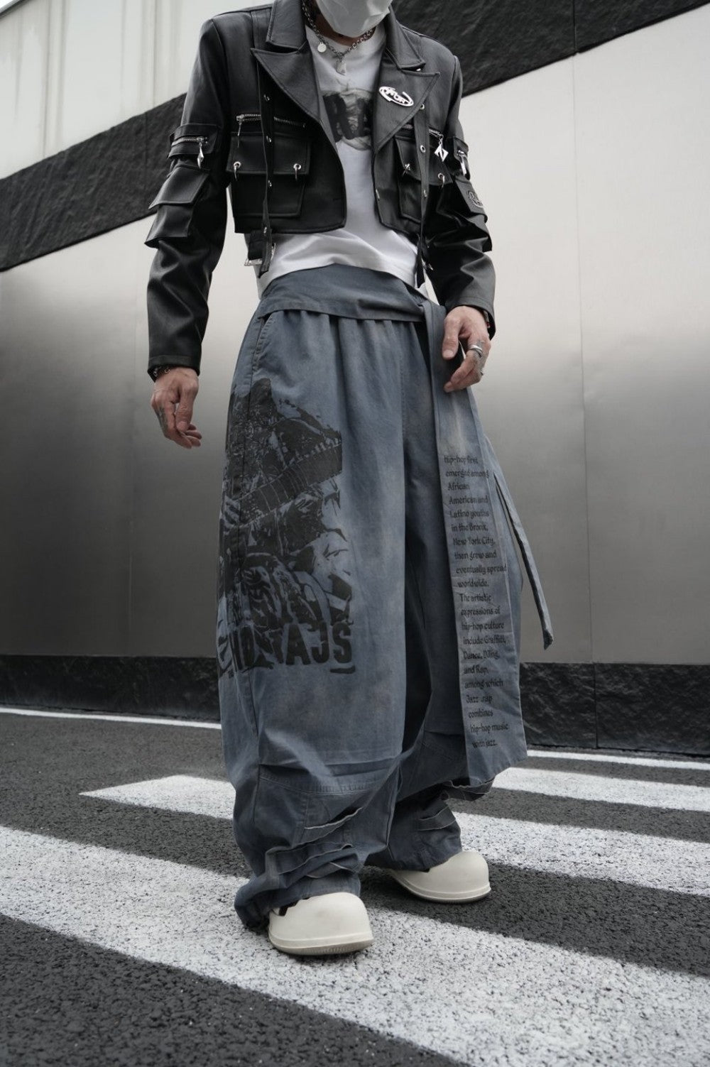 Graphic Print Text Detail Wide Leg Pants WN28088