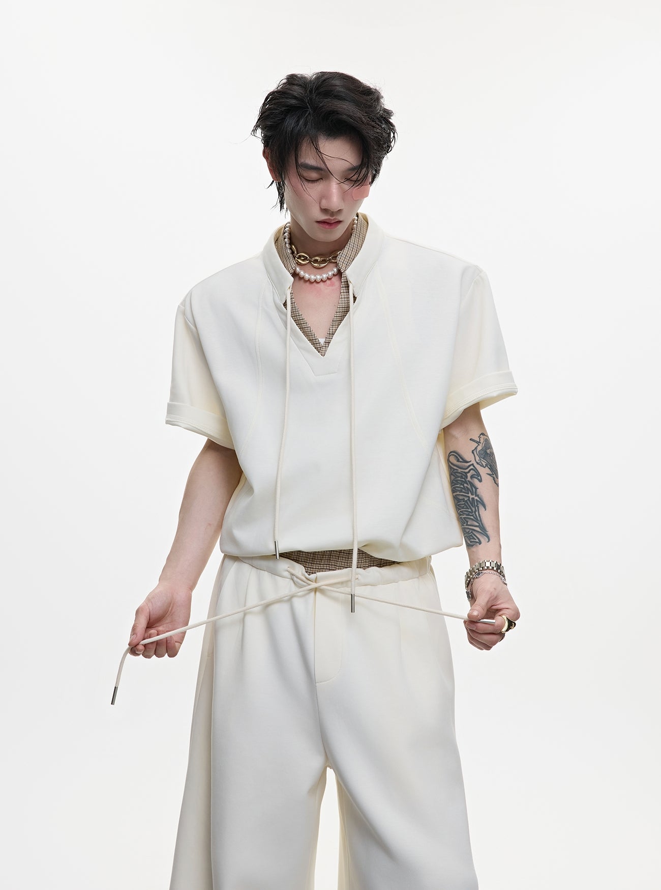 Houndstooth V-Neck Short Sleeve T-Shirt & Double Waistband Curved Hem Pants Setup WN18366