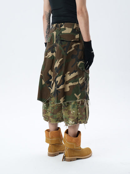 Camouflage Patchwork Fake Layered Multi Pocket Cargo Short Pants WN24346
