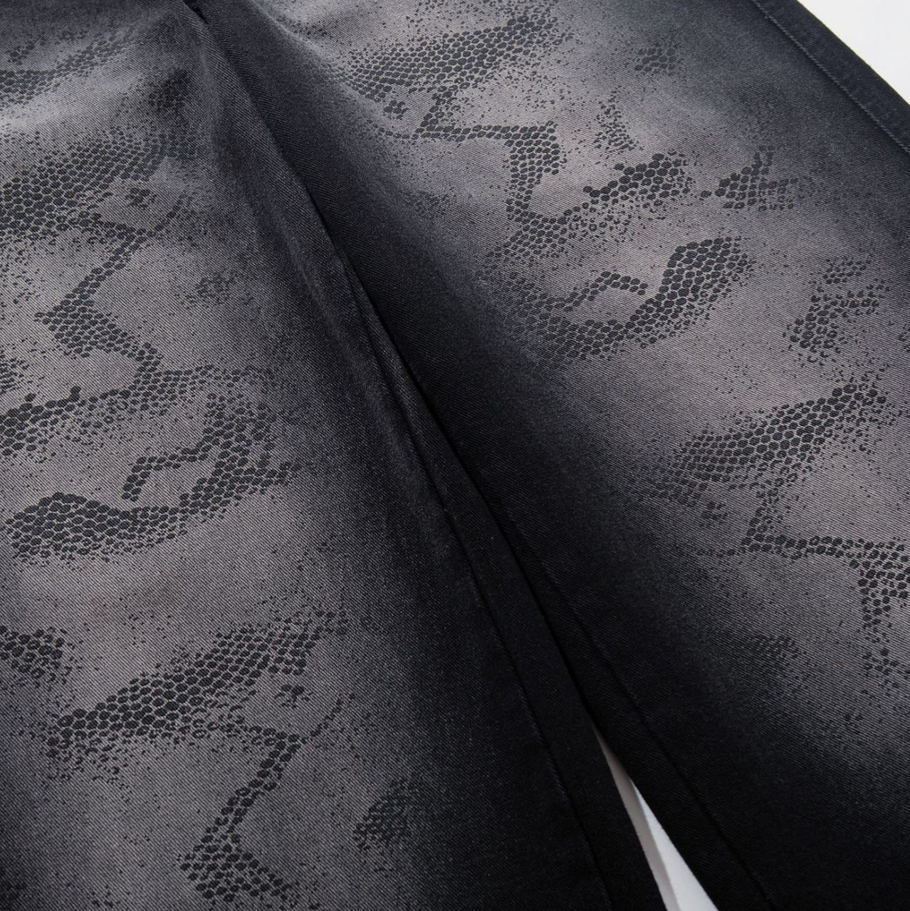 Washed Tribal Fade Wide Leg Denim Jeans WN25450