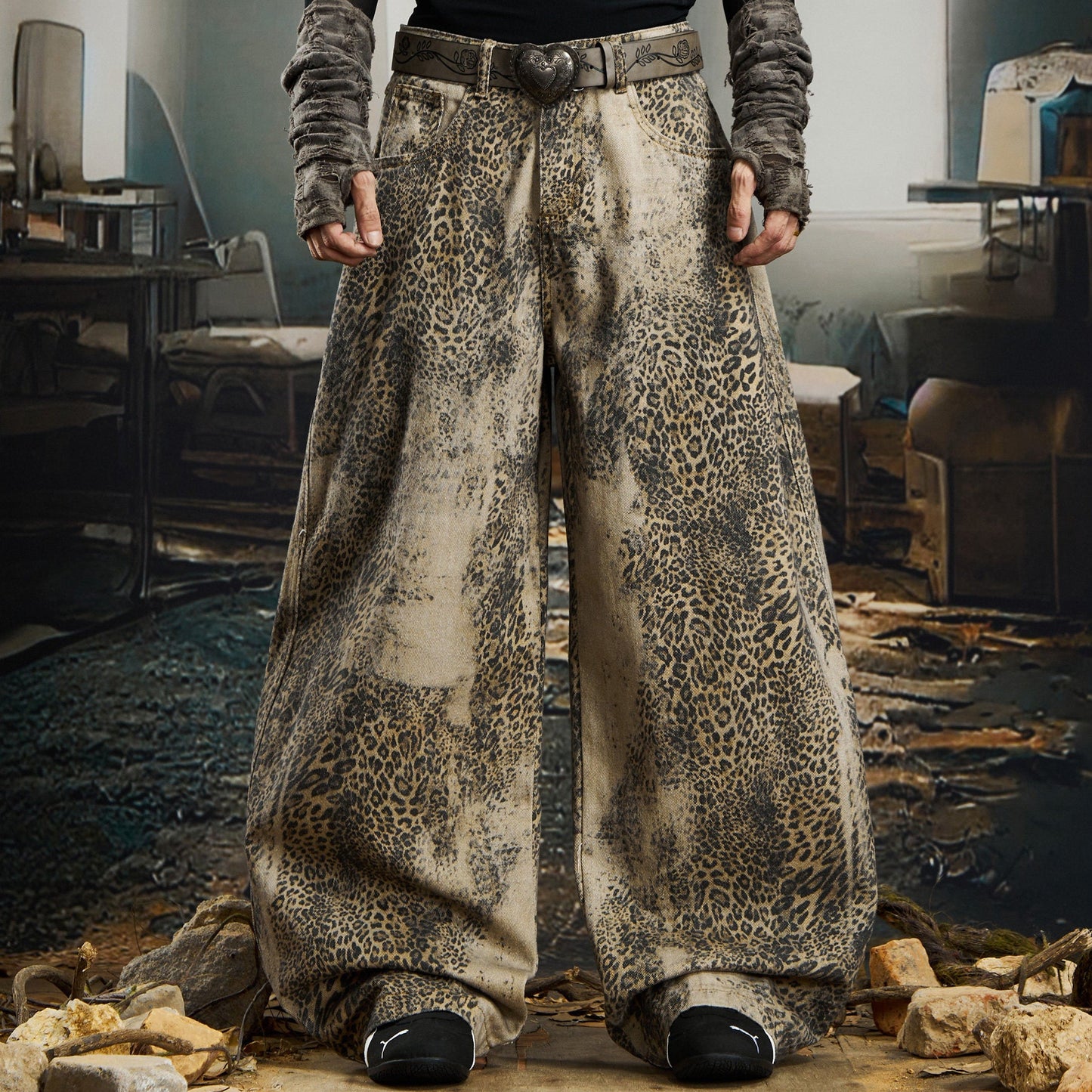 Leopard Print Washed Damage Wide Leg Curved Denim Jeans WN22758