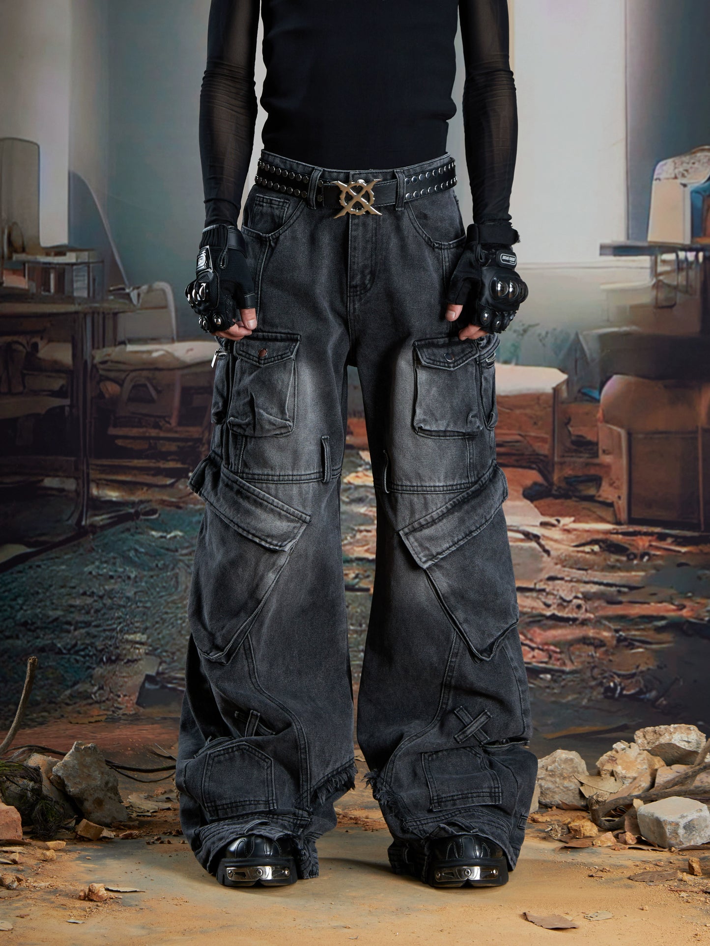 Deconstruction Multi-Pocket Washed Wide Leg Cargo Denim Jeans WN21333