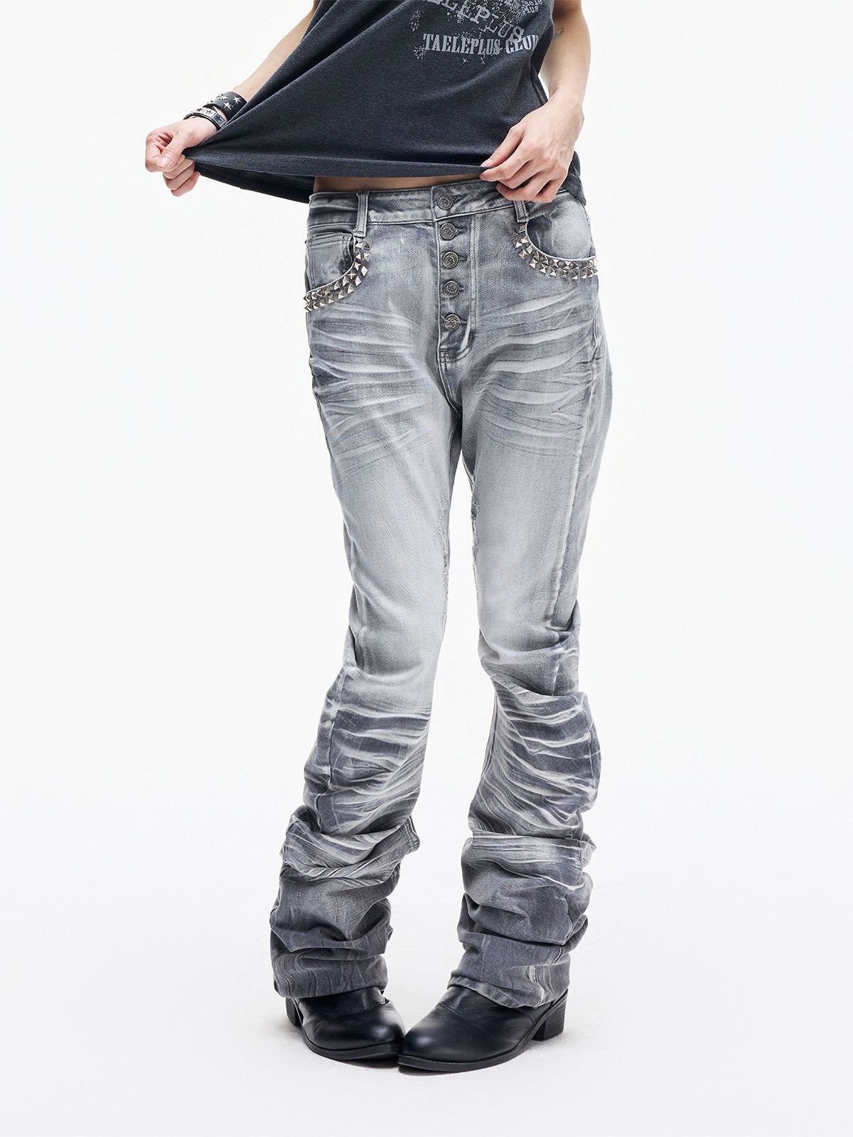 Stud Button Whisker Damage Denim Jeans WN27351