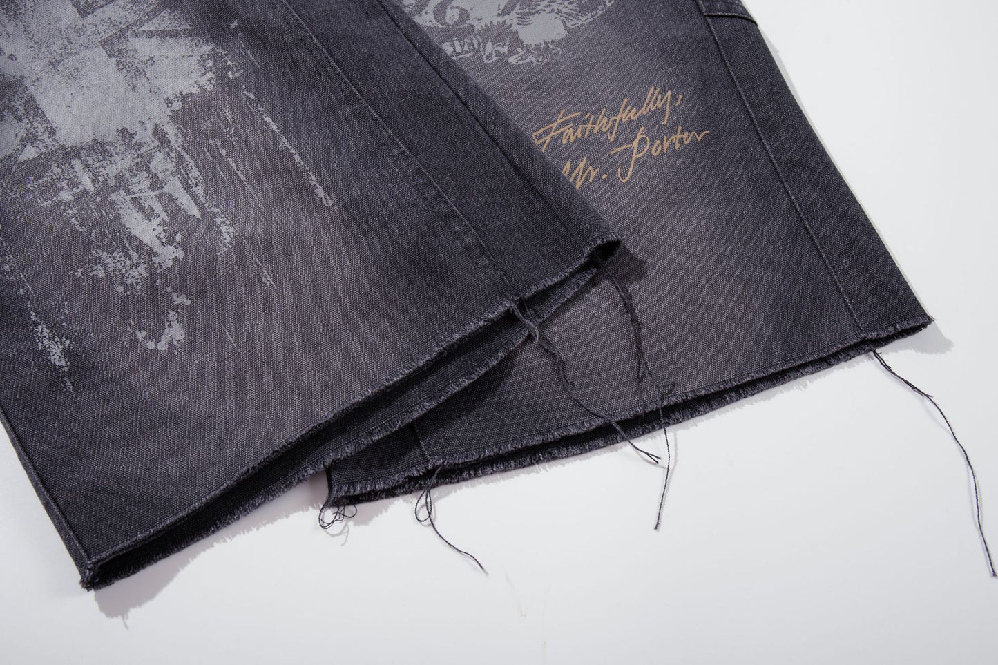 Denim Graffiti Damage Wide Leg Half Pants WN25658
