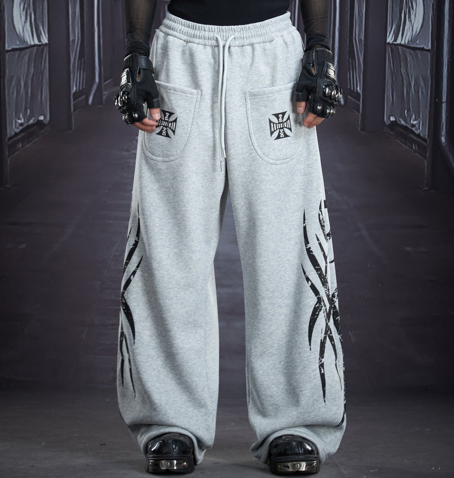 Totem Print Elastic Waist Fleece Lining Straight Sporty Pants WN22885