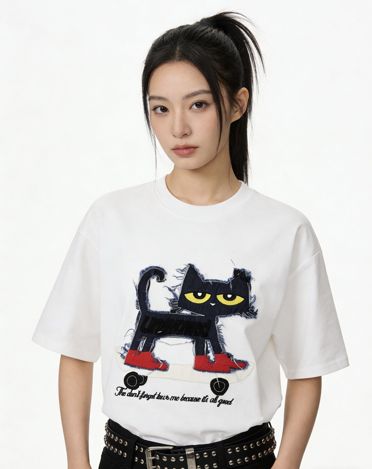 Cat Applique Embroidery Short Sleeve T-Shirt WN25665