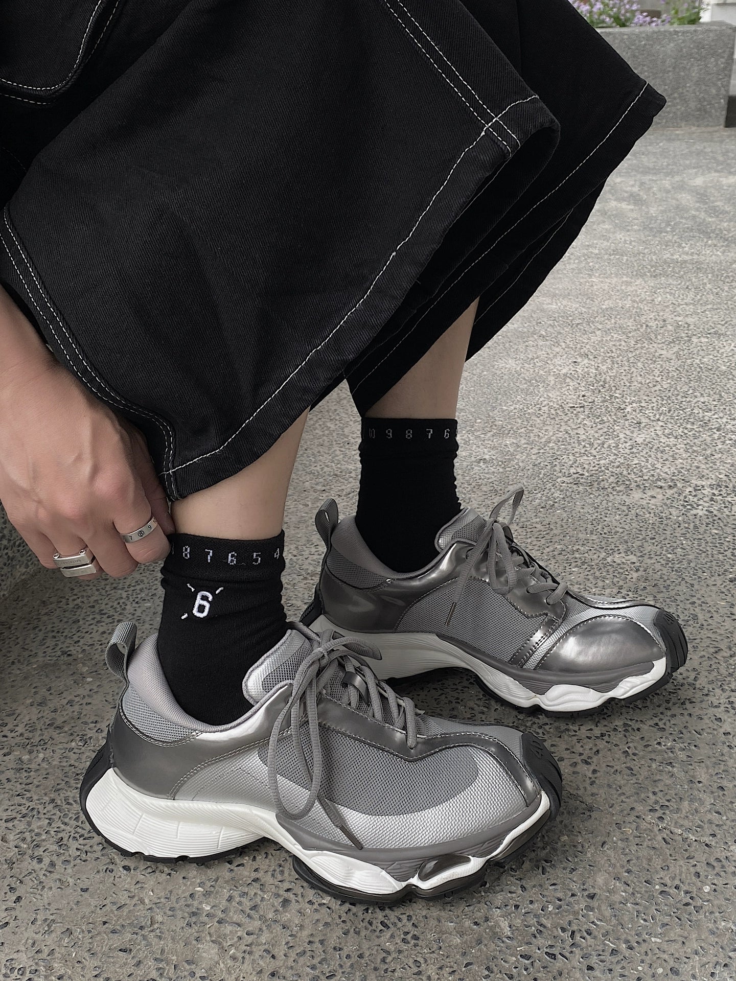 Mesh Thick Sole Sporty Sneakers WN21251