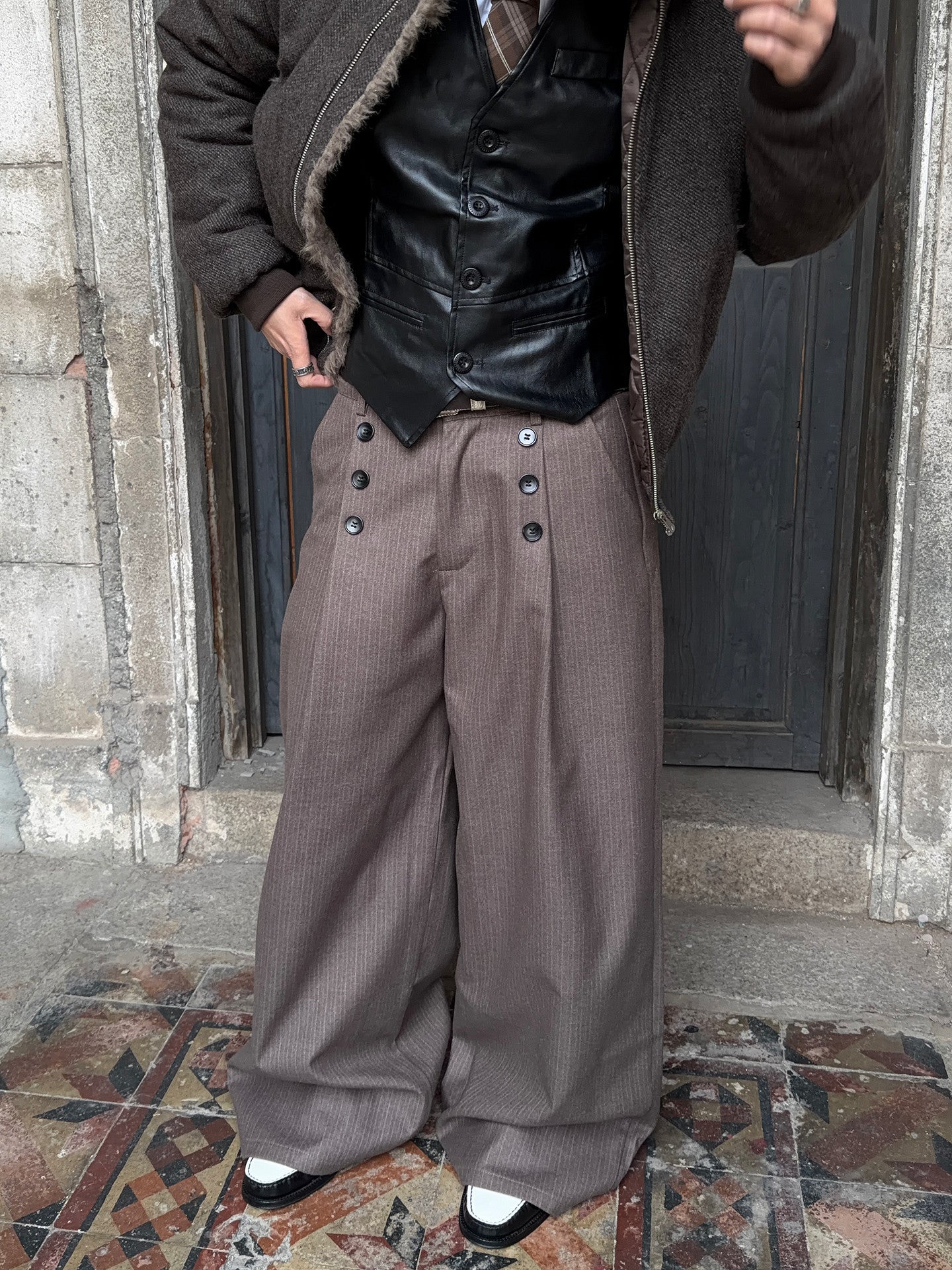 Pleats Striped Button Detail Wide Leg Trousers WN24386