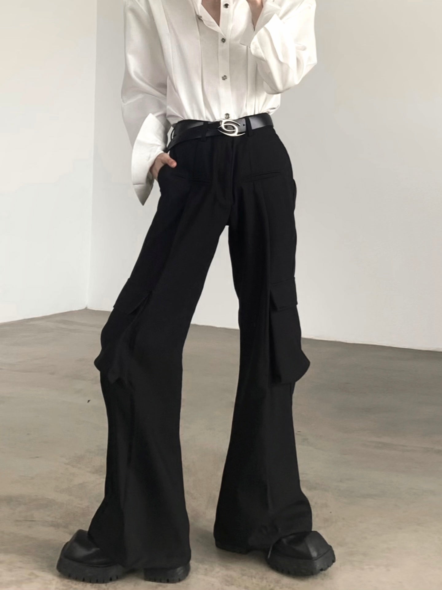 High Waist Tuck-in Micro Flare Cargo Pants WN9160