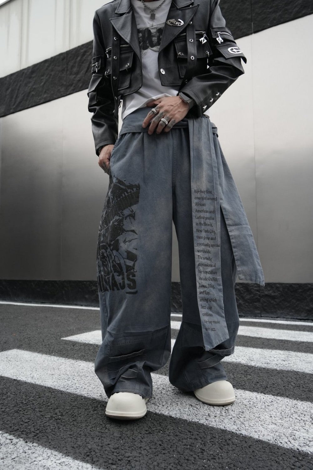 Graphic Print Text Detail Wide Leg Pants WN28088