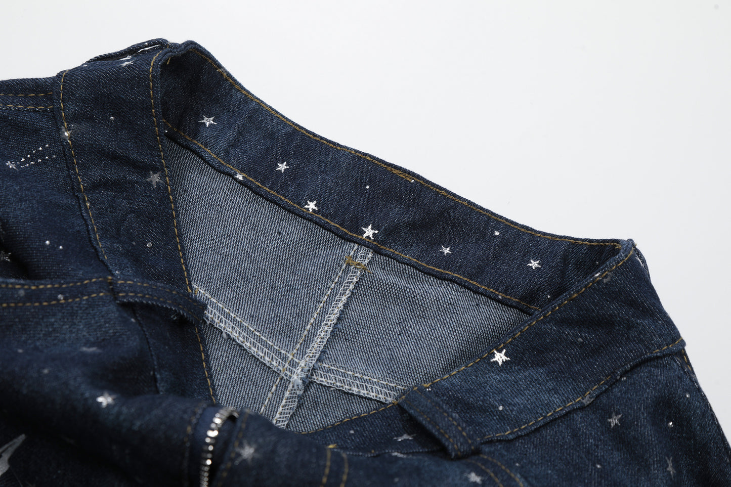 Star Print Curved Wide Leg Denim Jeans WN25696