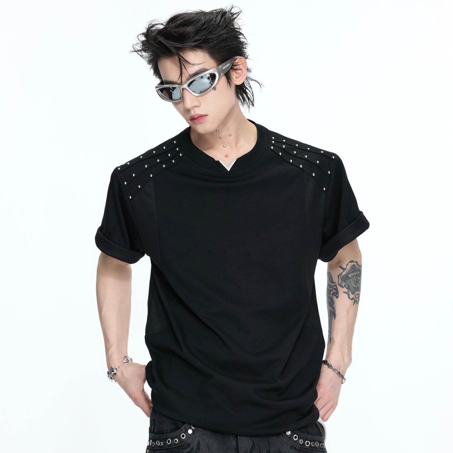 Three-Pleat Stud Patchwork Boxy Short Sleeve T-Shirt WN26983