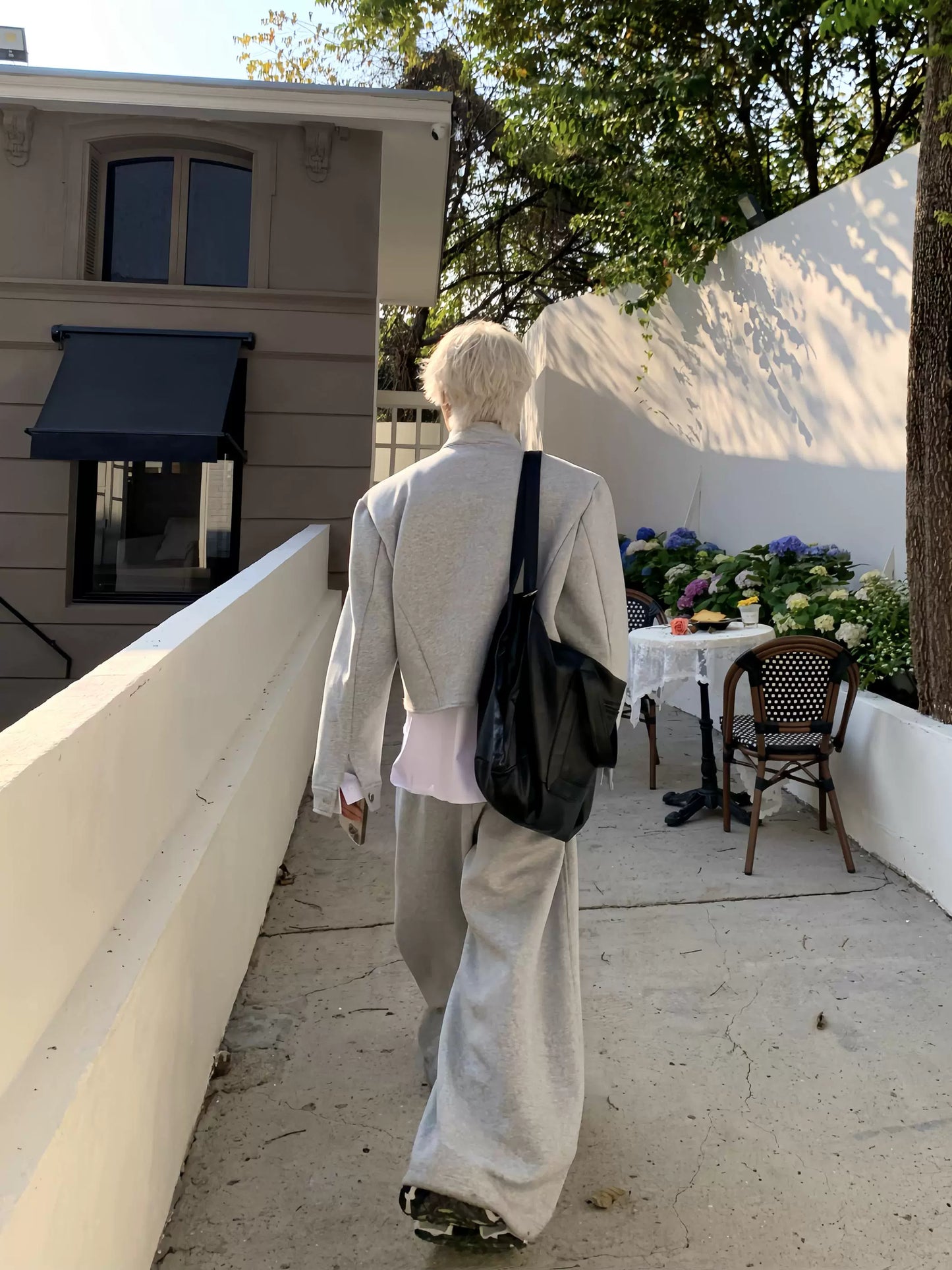 Standing-Neck Zipper Design Pullover Sweatshirt WN19911