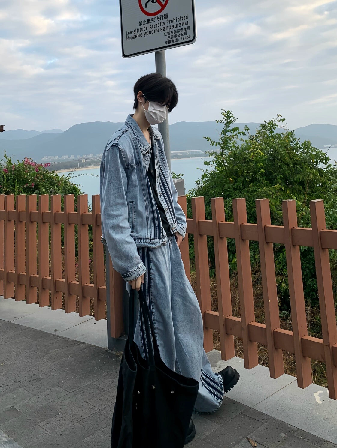 Shoulder-Pad Denim Short Jacket WN19848