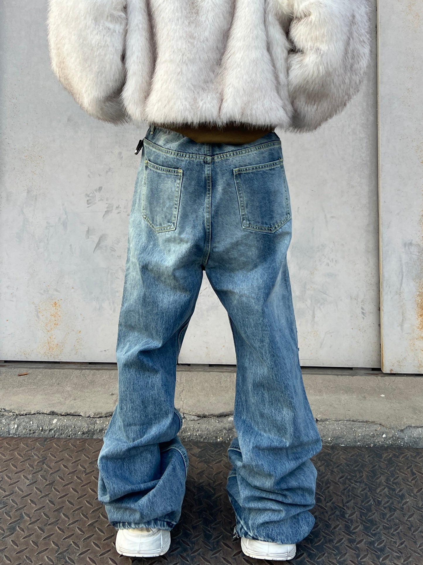 Damage Washed Flare Denim Jeans WN24128