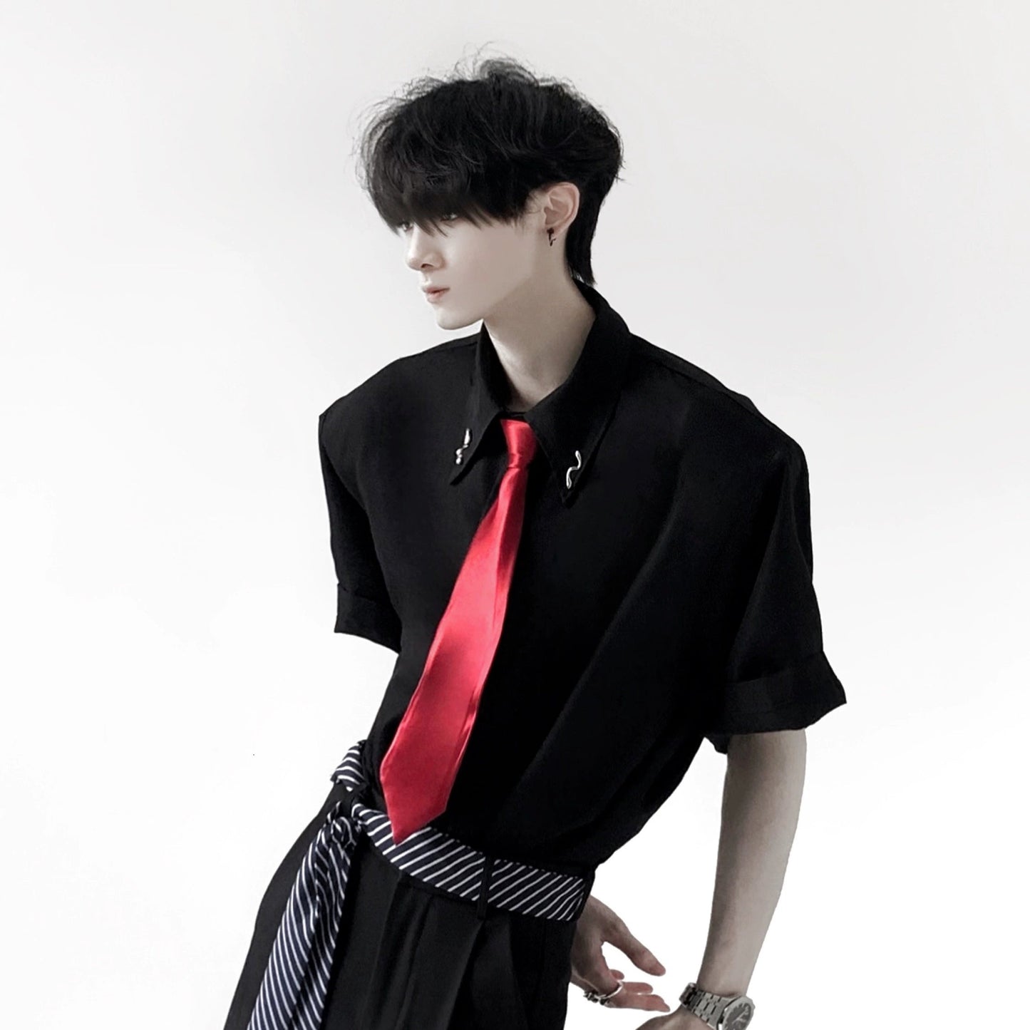 Metal Detail Shoulder-pad Short Sleeve Shirt & Tie WN20346