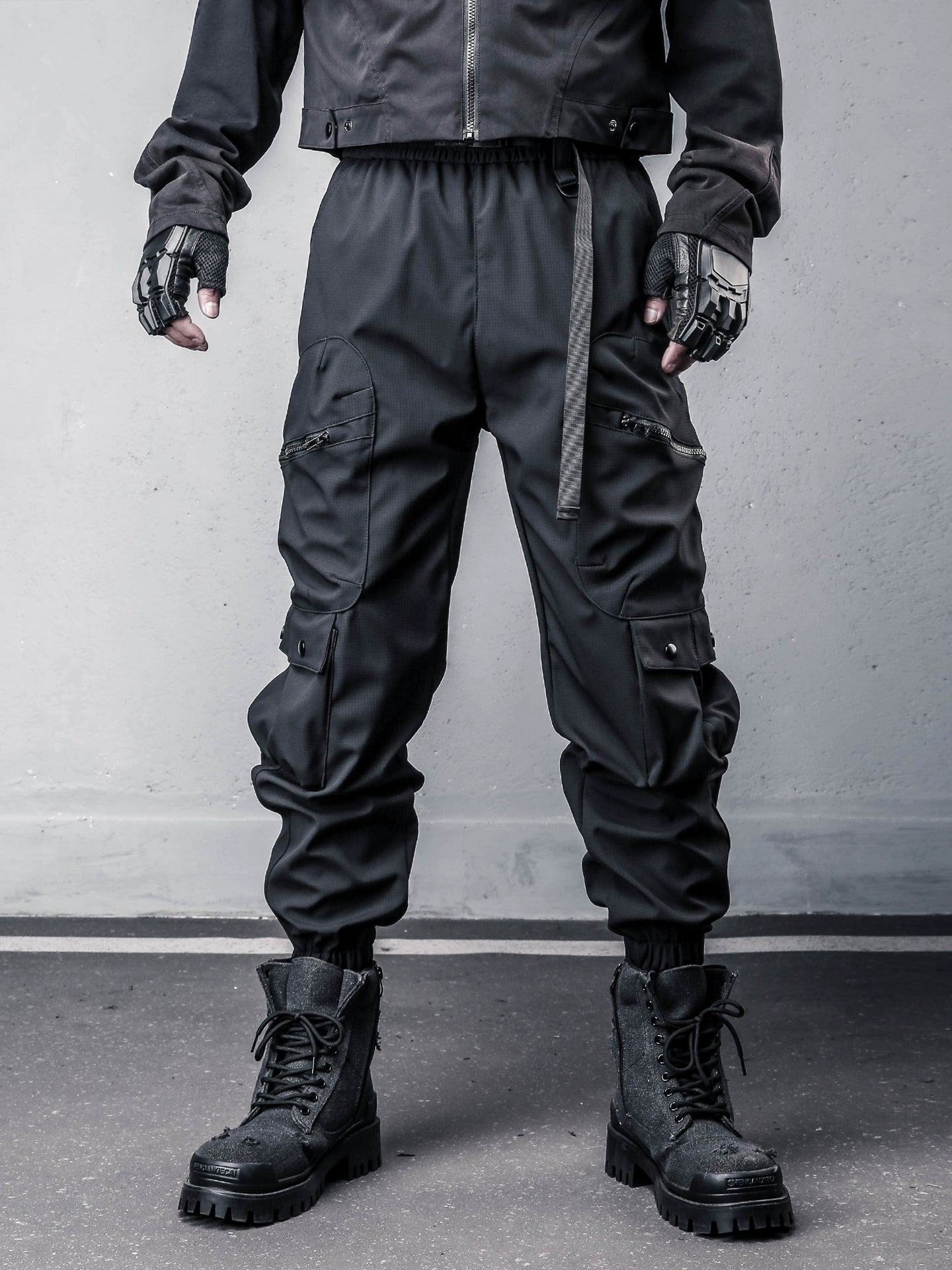 Multi Pocket Cuffed Cargo Pants WN22344