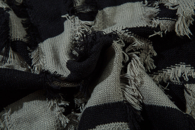 Damage Hem Colorblock Striped Knit Sweater WN11454