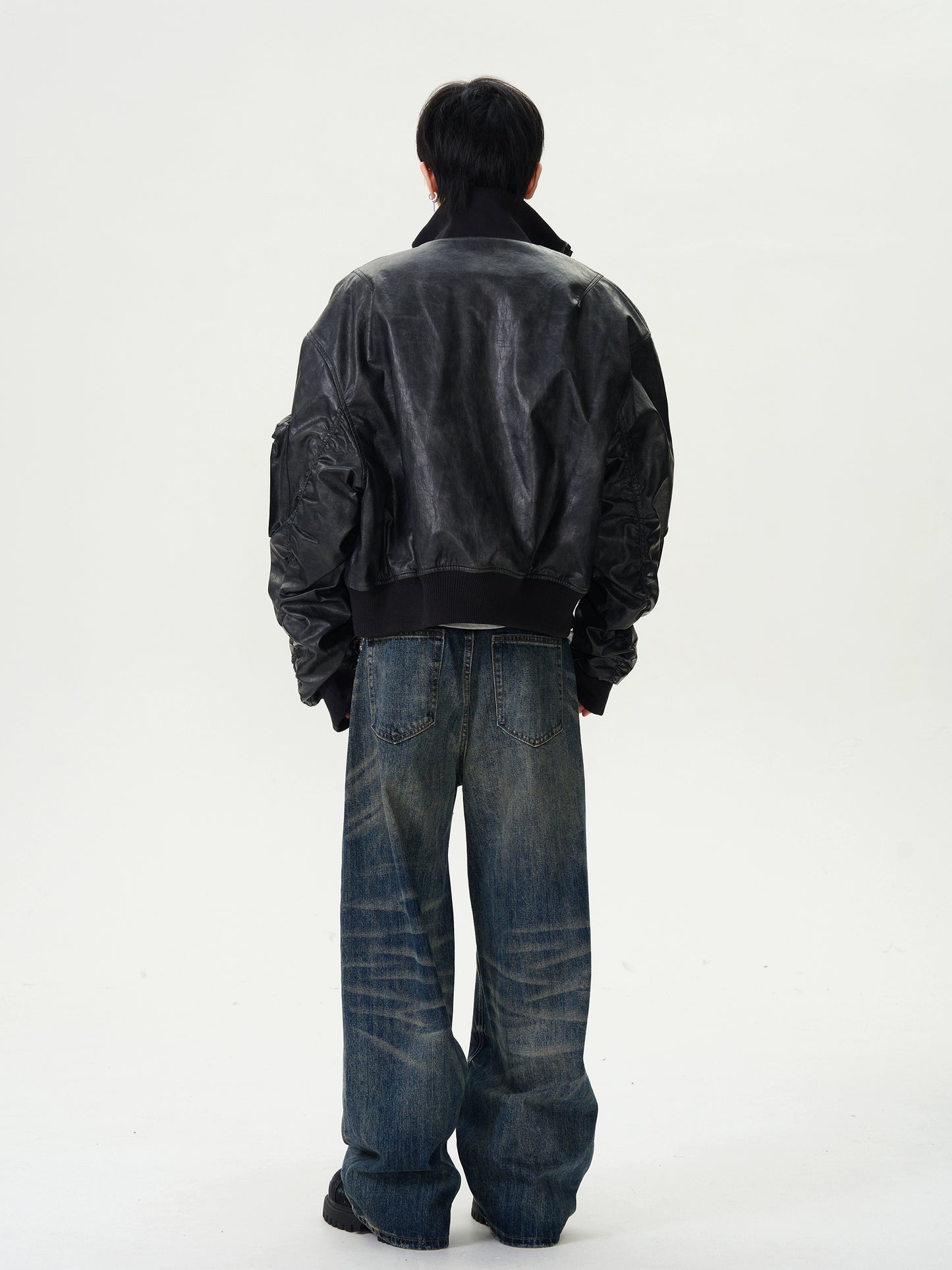 Standing-Collar PU Leather Puffer Jacket WN16380