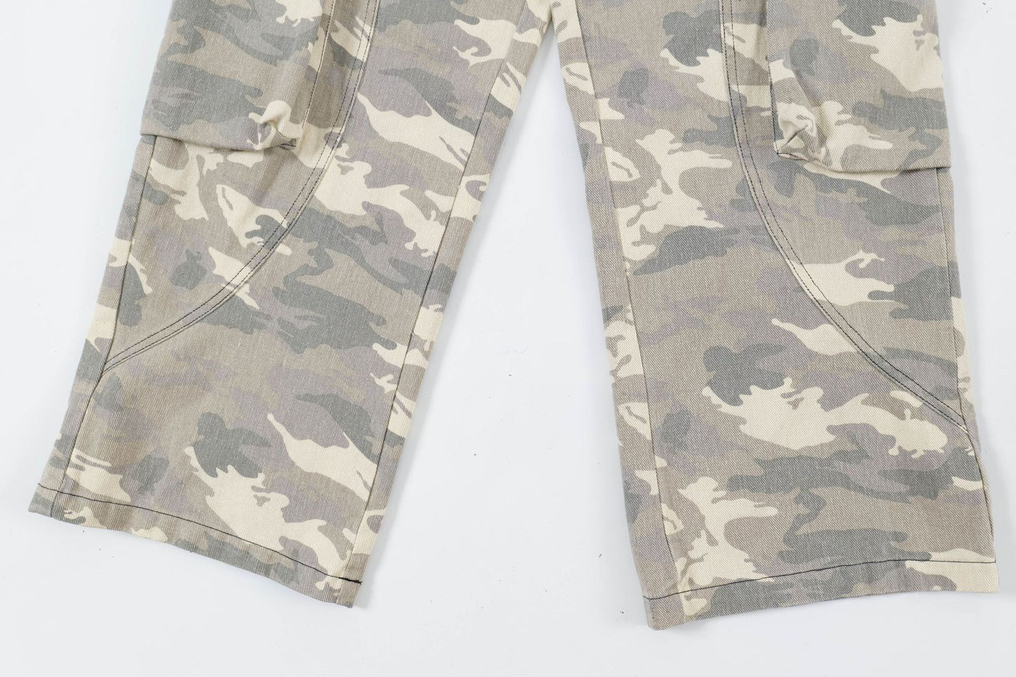 Camouflage Washed Straight Cargo Denim Jeans WN12745