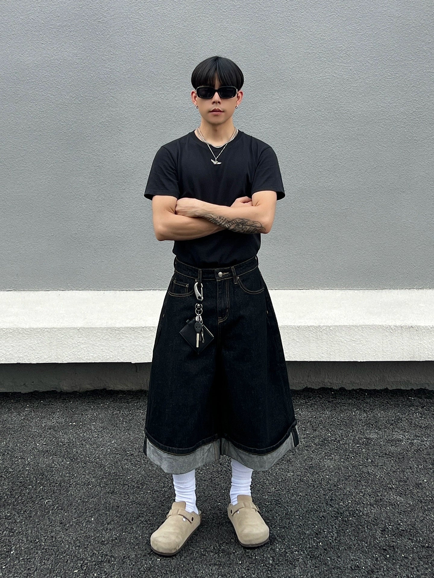 Cuffed Washed Wide Leg Denim Half Jeans WN19458