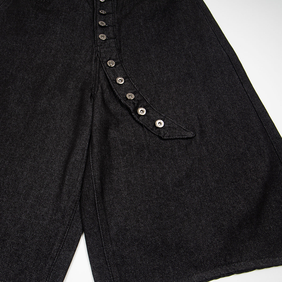 Washed Wide Leg Denim Short Pants WN25572