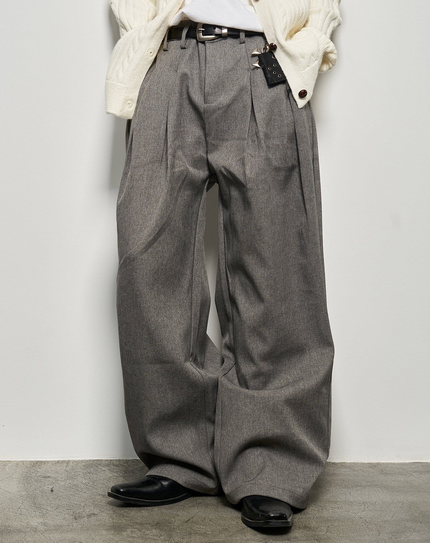 Pleated Draped Barrel Trousers WN22942