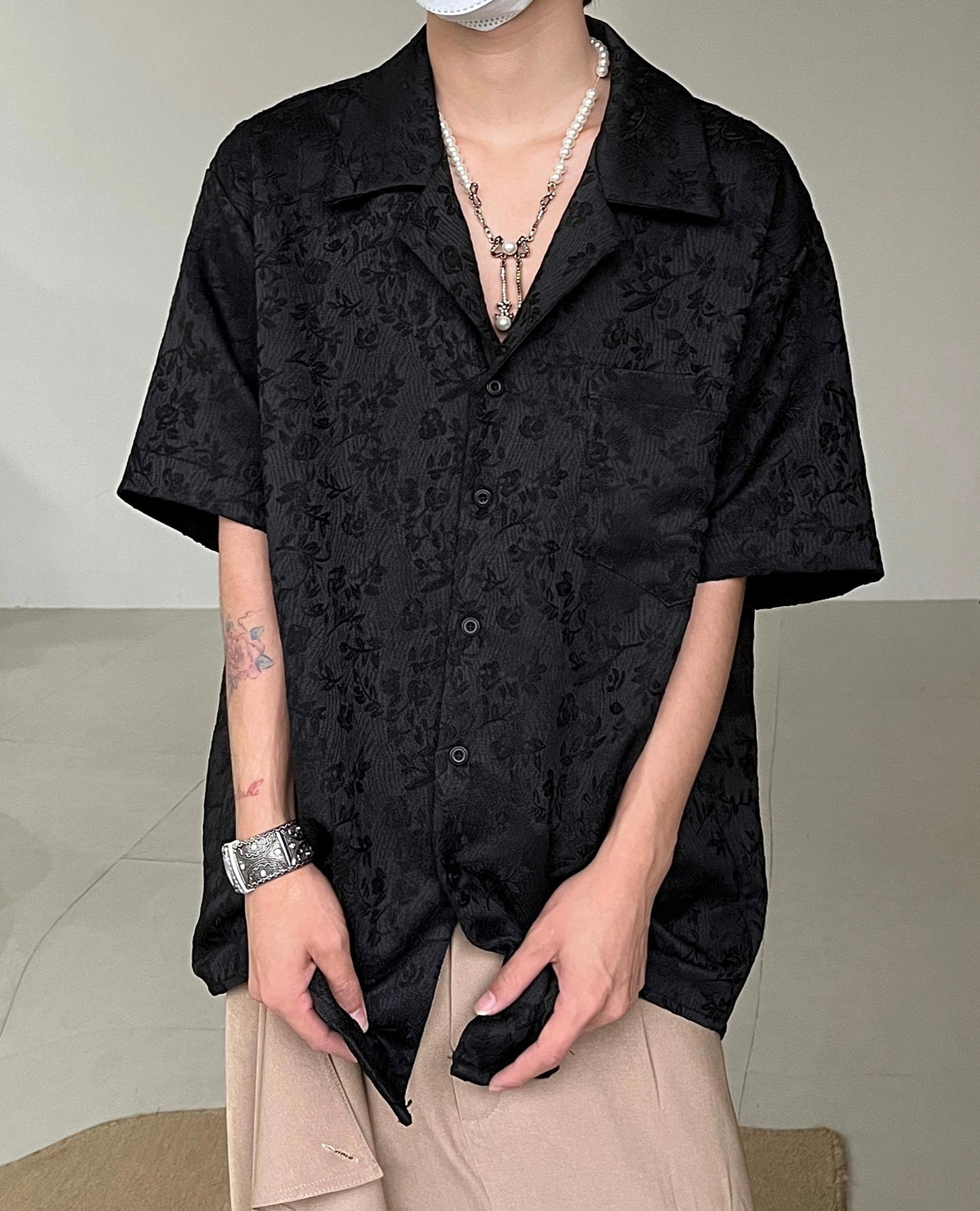 Jacquard Embroidery Embossed Cuban Collar Short Sleeve Shirt WN20026