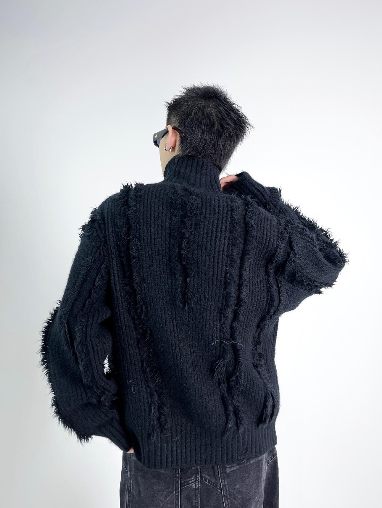 Oversize High-neck Damage Zipper Knit Cardigan WN3366