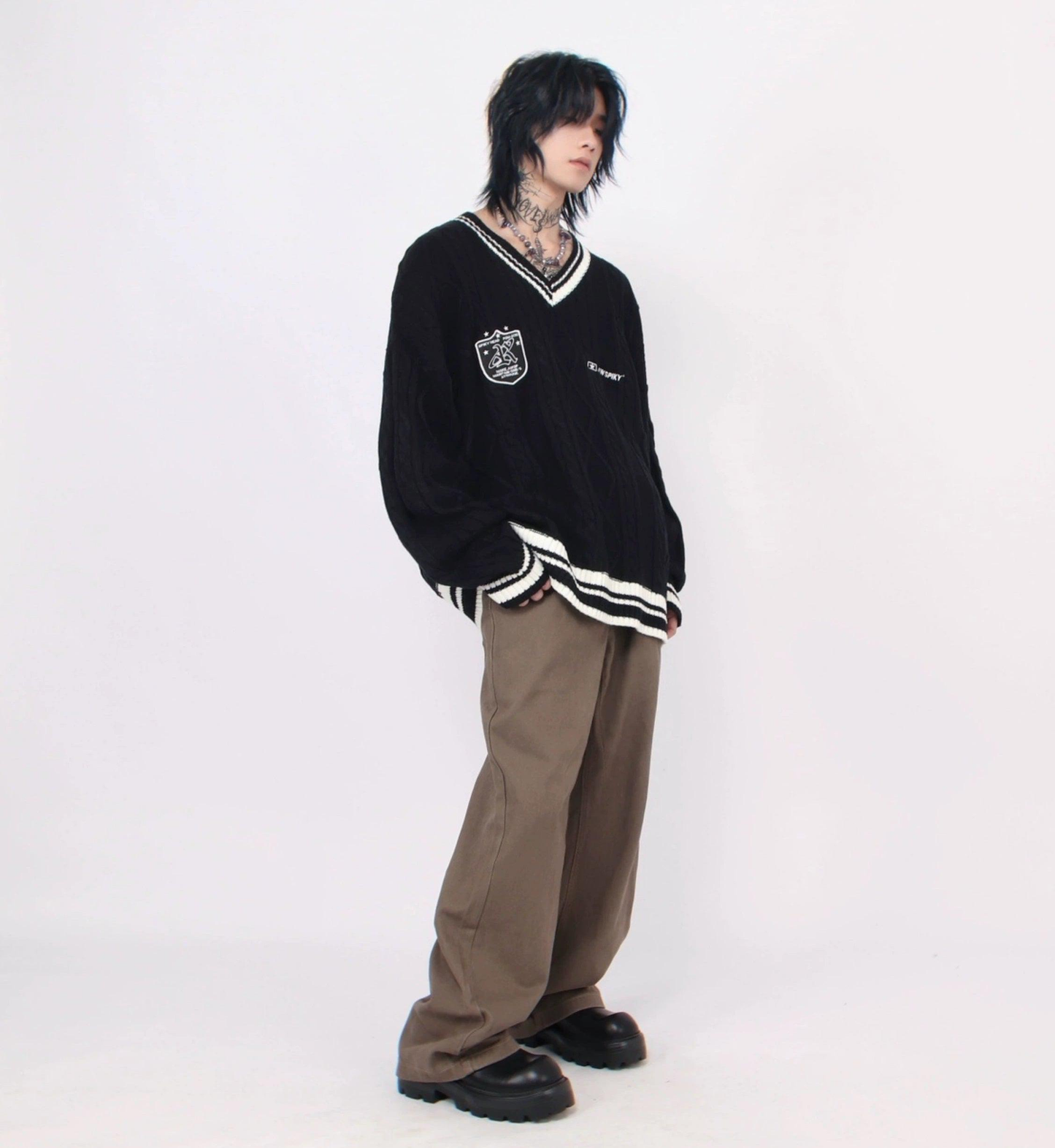 Oversize V-neck Knit Sweater WN2921