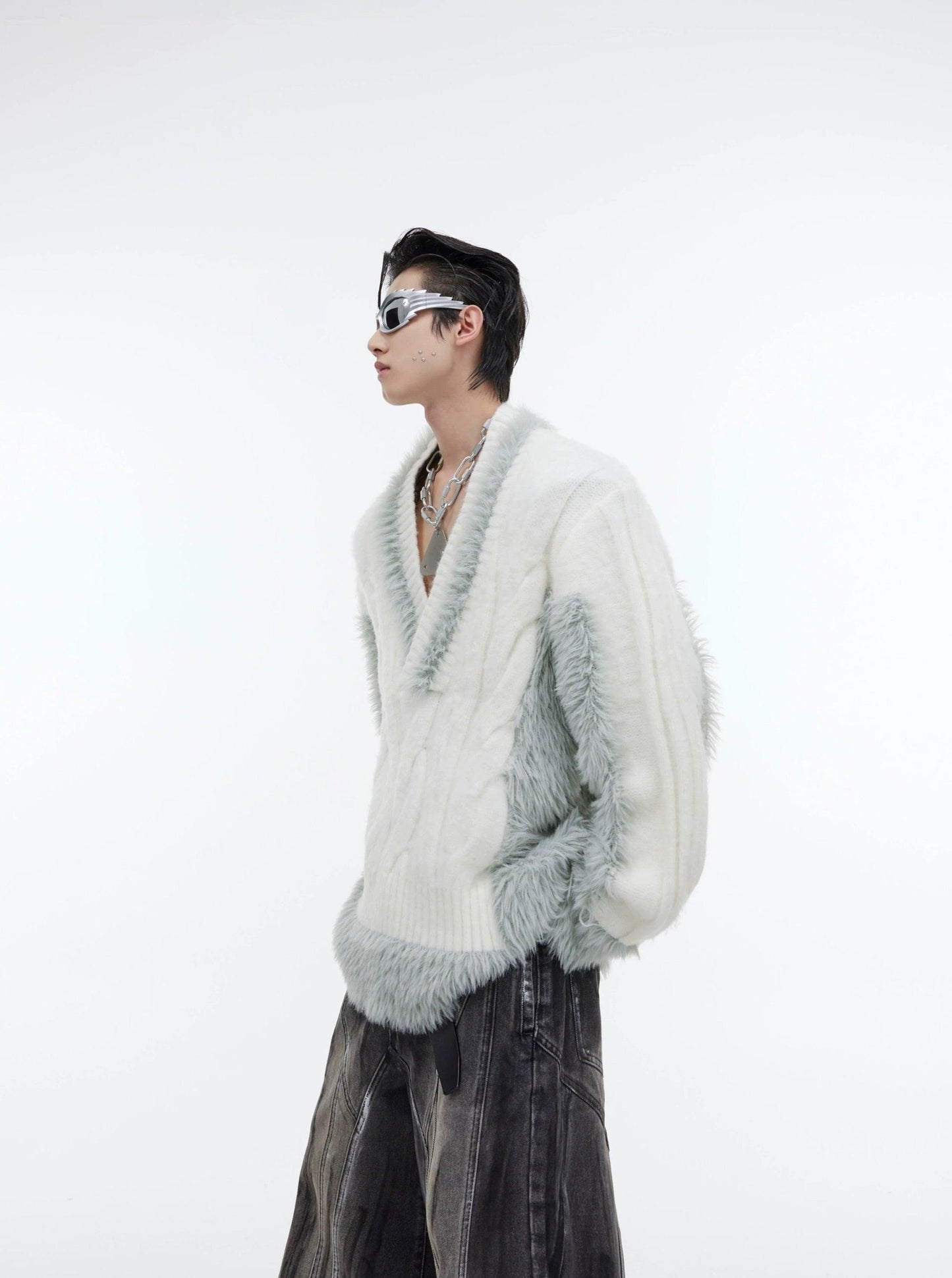 Oversize V-neck Fake Fur Sweater WN2386