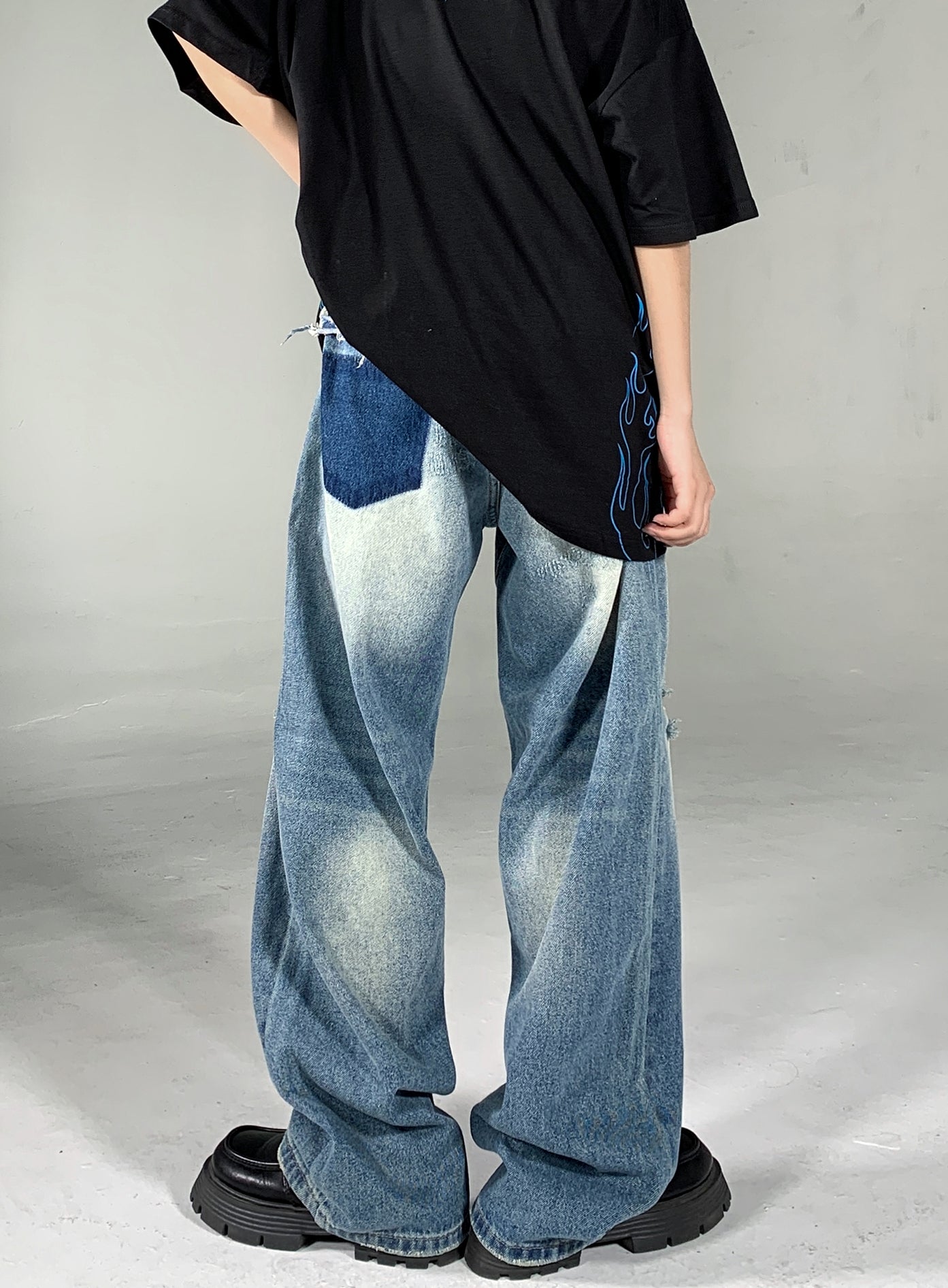 Pocket-patch Raw-edge Ripped Holes Wide- leg Jeans WN1560