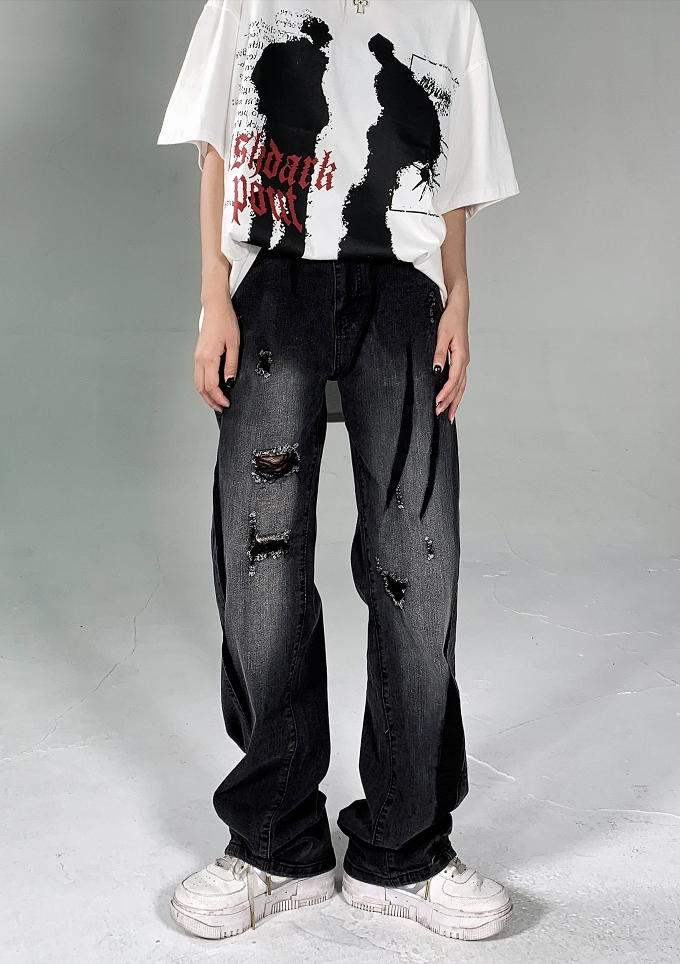 Ripped Straight Jeans WN1586