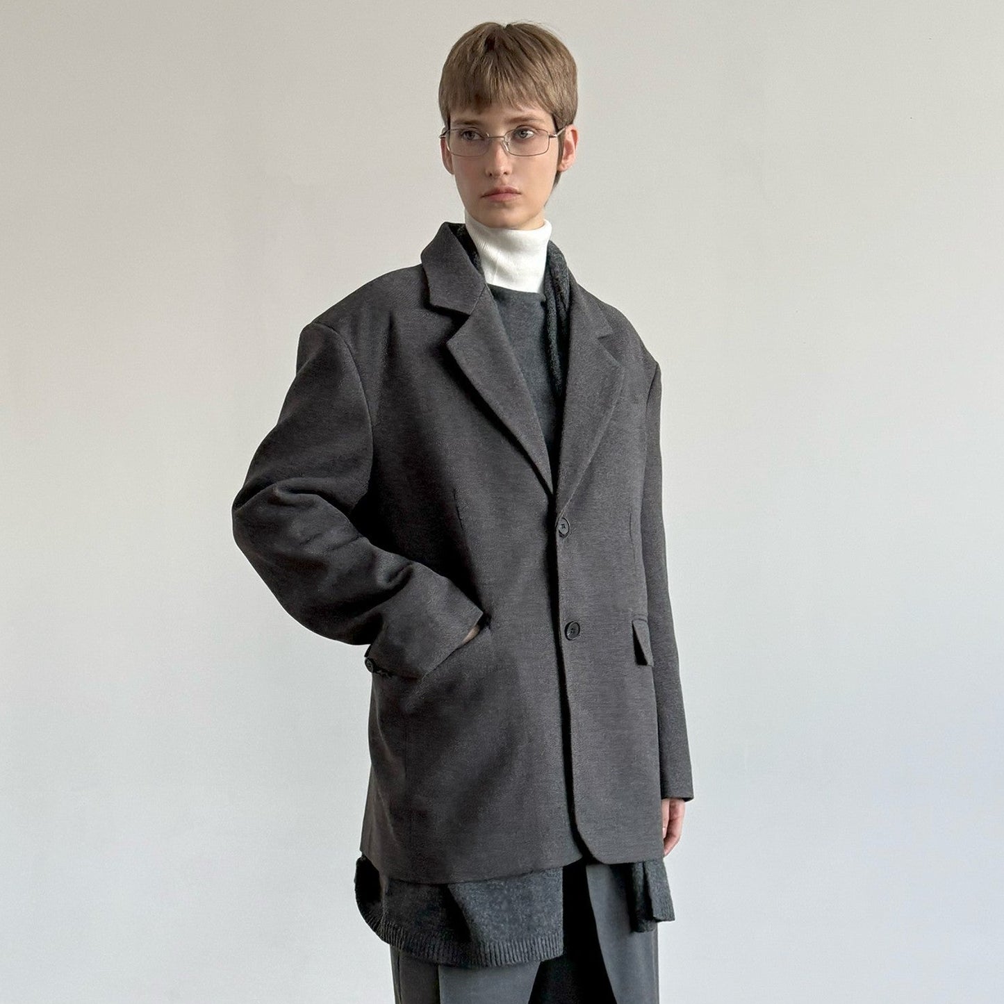 Shoulder-Pad Tailored Jacket WN21625