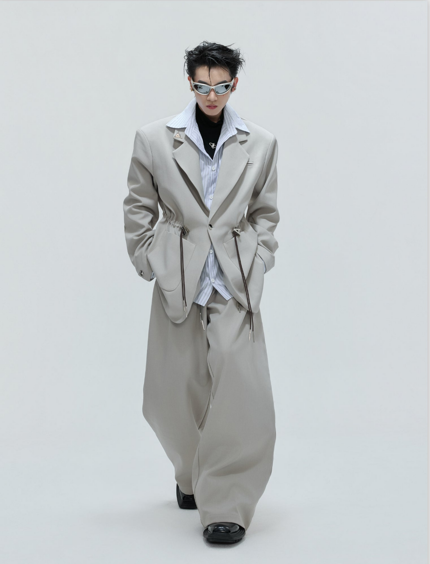 Stripe Shirt Fake Layered Drawstring Waist Shoulder-Pad Tailored Jacket & Trousers Setup WN21731