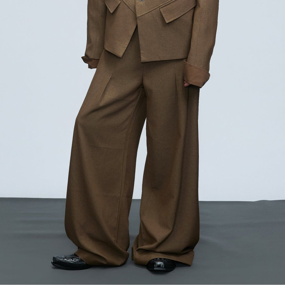 Deconstructed V-Neck Wool Blend Tailored Jacket & Trousers Setup WN21753