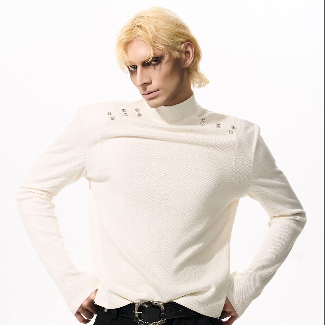 Half High-Neck Long Sleeve T-Shirt WN21787