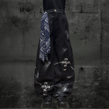 Paint Print Wide Leg Denim Jeans & Bandana Waist Panel & Skull Belt & Belt Chain WN23793