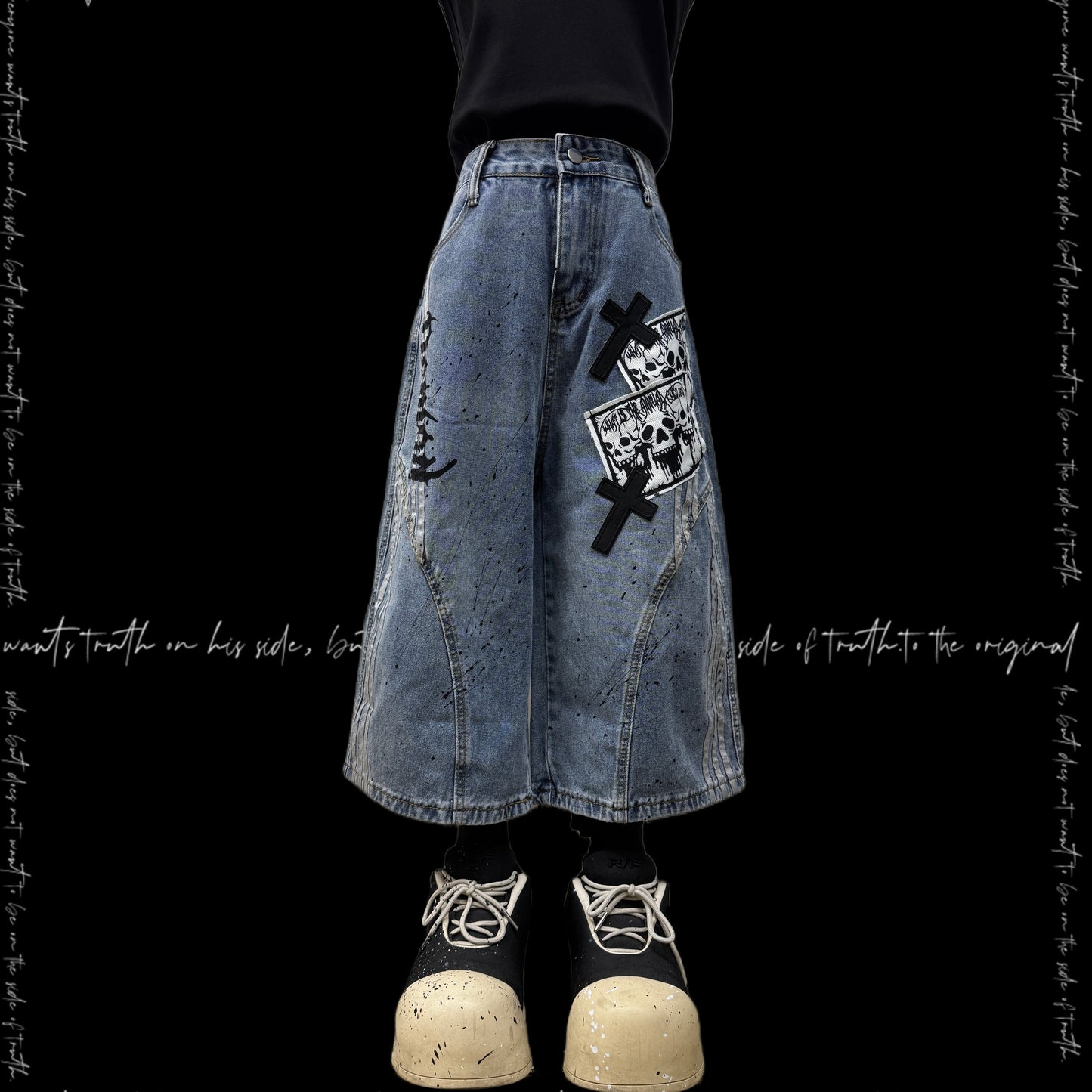Cropped Paint Stripe Patch Wide Leg Denim Jeans & Skull Belt & Cross Belt & Belt Chain WN23833