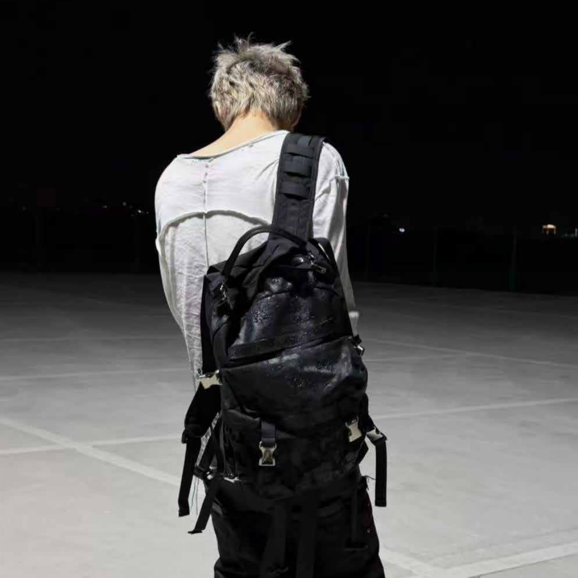 Crackle Coating Nylon Strap Metal Buckle Backpack WN27074