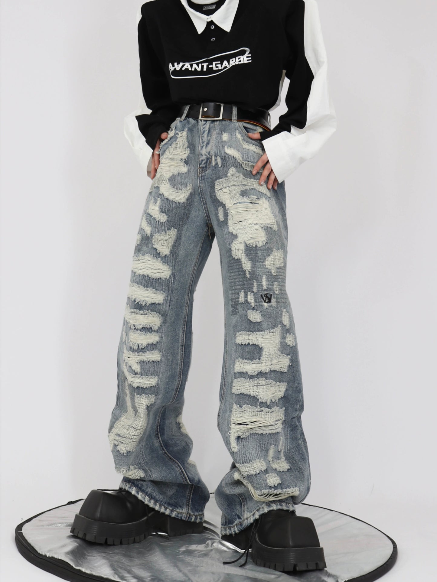 Wide-leg Damage Denim Jeans WN3019