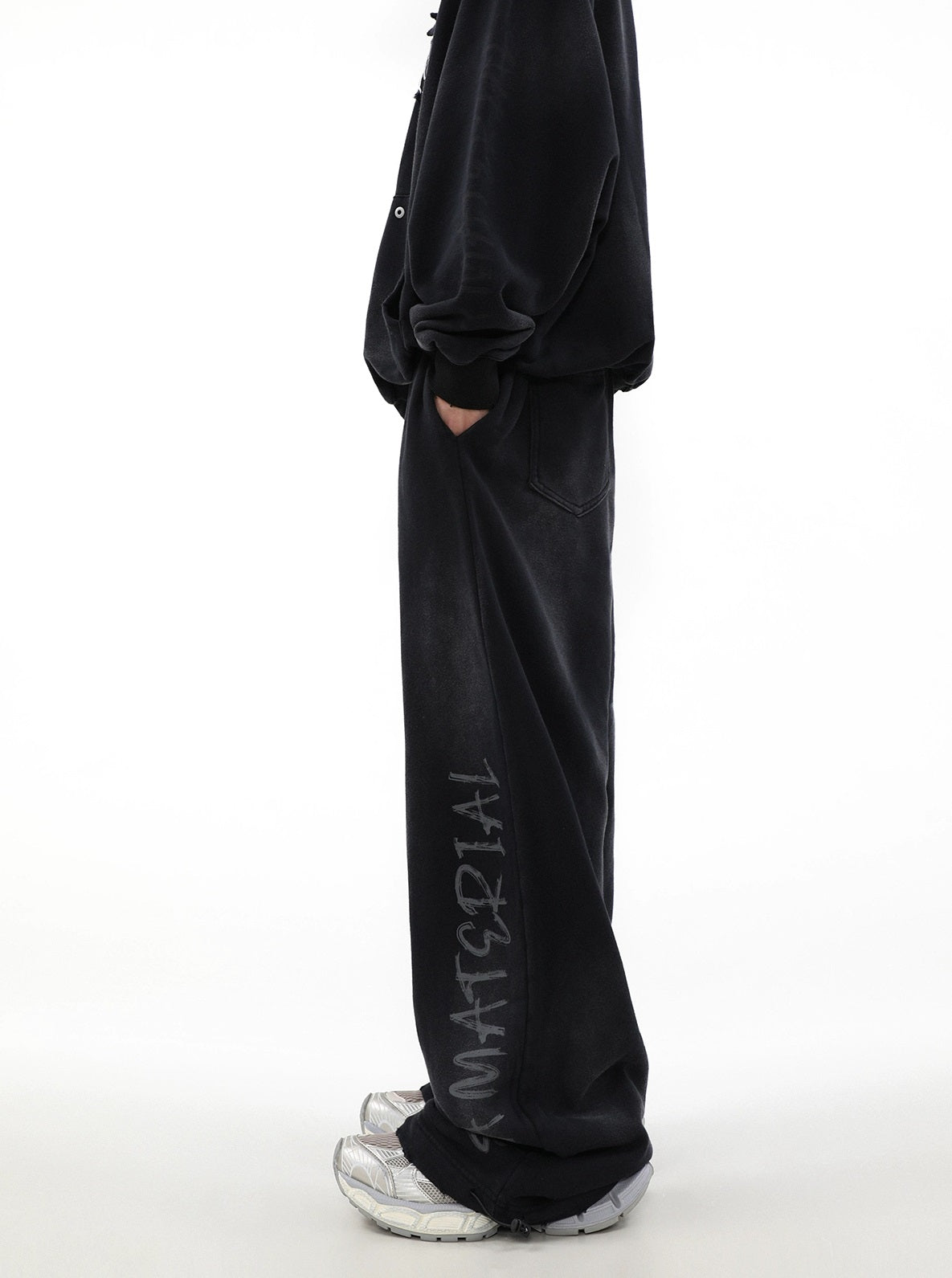 Oversize Patch Graffiti Zipper Hoodie & Wide-leg Graffiti Sweatpants Setup WN3043