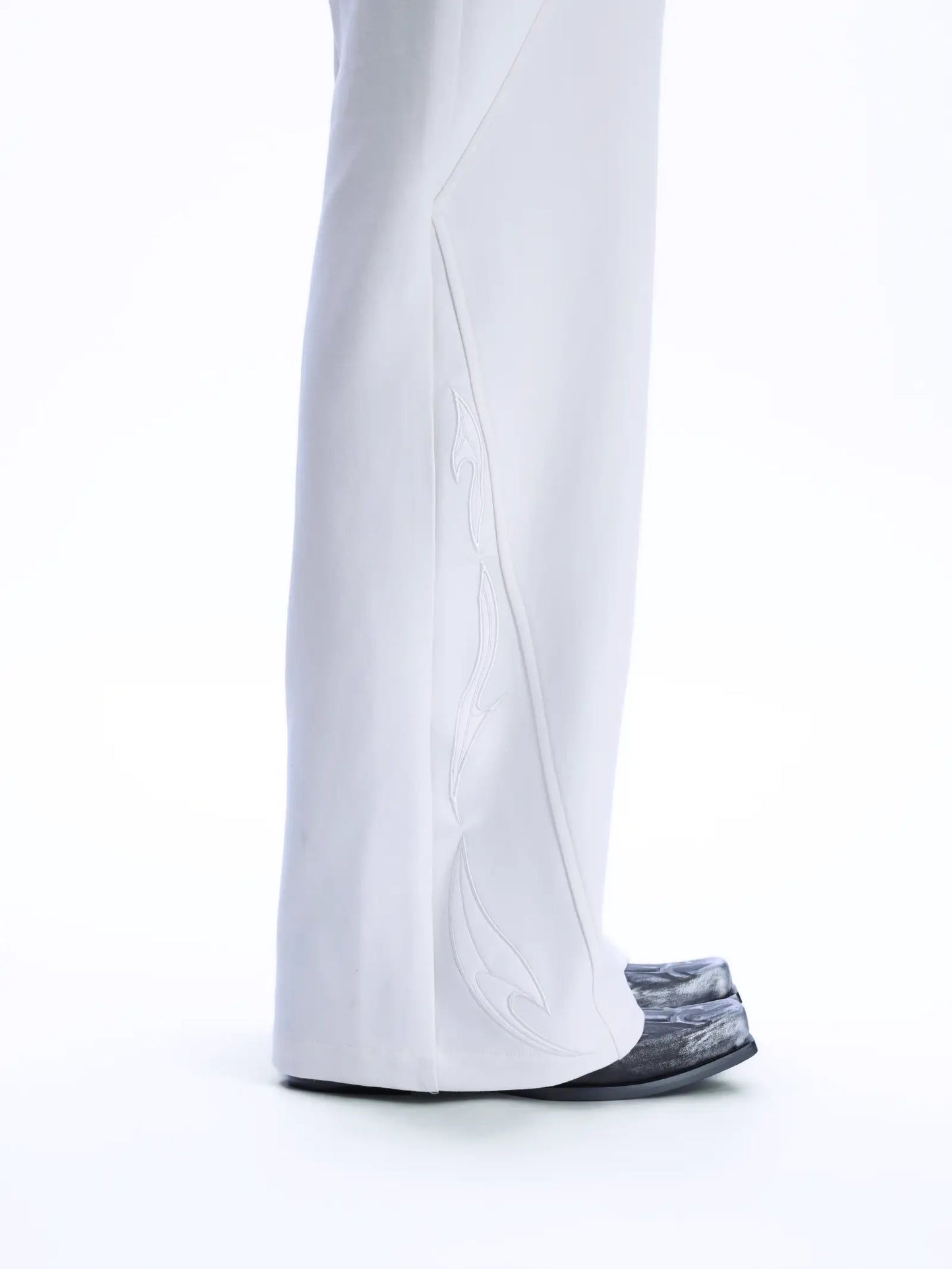 Split-cut Wide-leg A-line Embroiderey Trousers WN22674